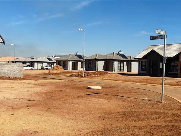 2 Bedroom Property for Sale in Bergsig Western Cape